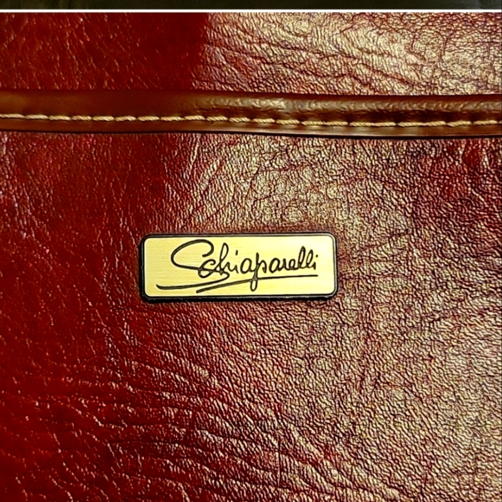 Impossible to find Vintage Genuine Leather 1960s Schiaparelli weekenders bag
